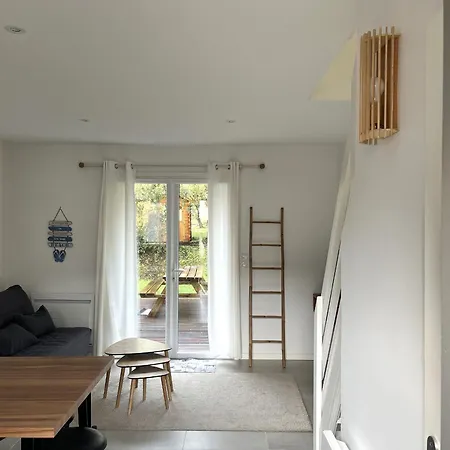 Hébergement de vacances Charmante Renovee 3* Avec Terrasse Et Jardinet, A 200m De La Plage De Nauzan, Ideale Familles! - Fr-1-539-46