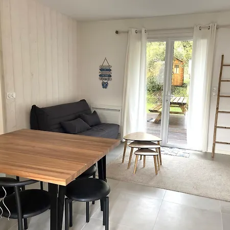 Hébergement de vacances Charmante Renovee 3* Avec Terrasse Et Jardinet, A 200m De La Plage De Nauzan, Ideale Familles! - Fr-1-539-46 *