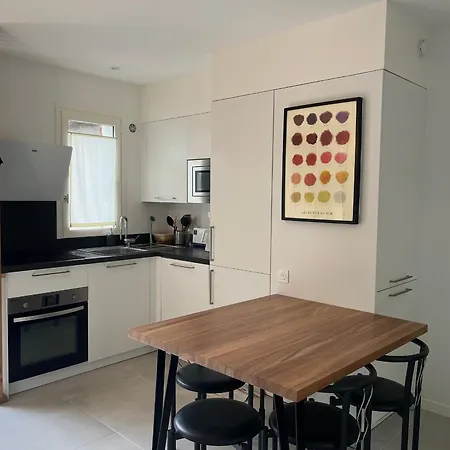 Hébergement de vacances Charmante Renovee 3* Avec Terrasse Et Jardinet, A 200m De La Plage De Nauzan, Ideale Familles! - Fr-1-539-46